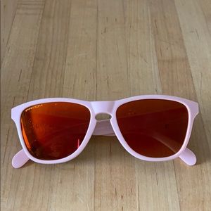 Girls Oakley pink sunglasses